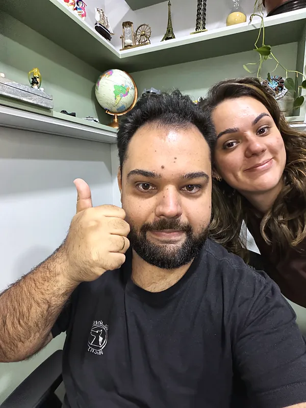 Selfie dos dois em casa